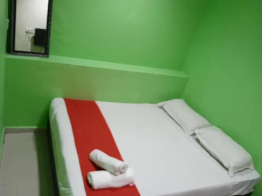 Ezi Hotel Klang Bagian luar foto