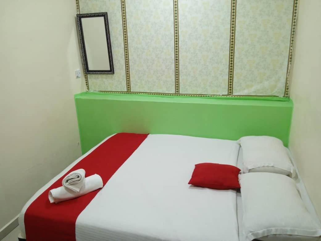 Ezi Hotel Klang Bagian luar foto