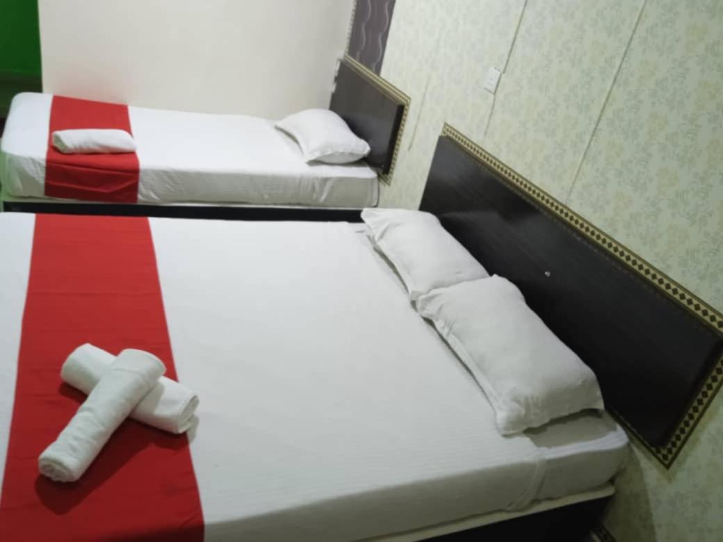Ezi Hotel Klang Bagian luar foto